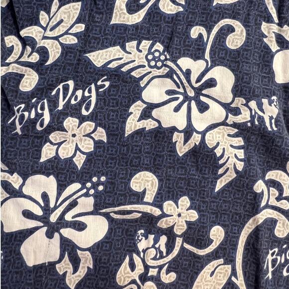 Big Dogs Tropical Blue & White Floral Button-up Shirt Hawaiian Pattern Pocket 3X - Picture 4 of 16
